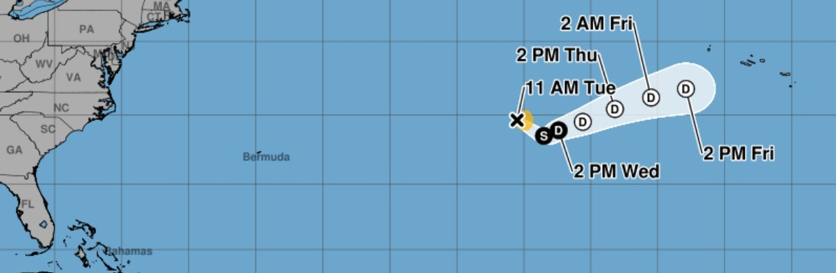 Tropical Storm Hanna holds steady; Fay weakens Image